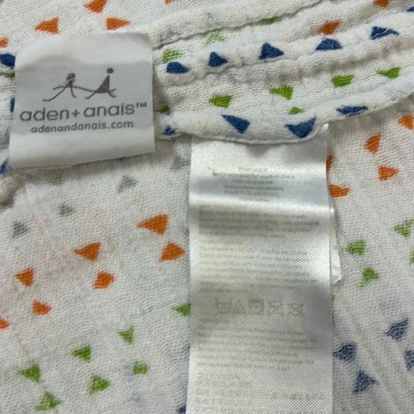 Aden + Anais - 100% Muslim  cotton swaddle blanket - Picture 3 of 4